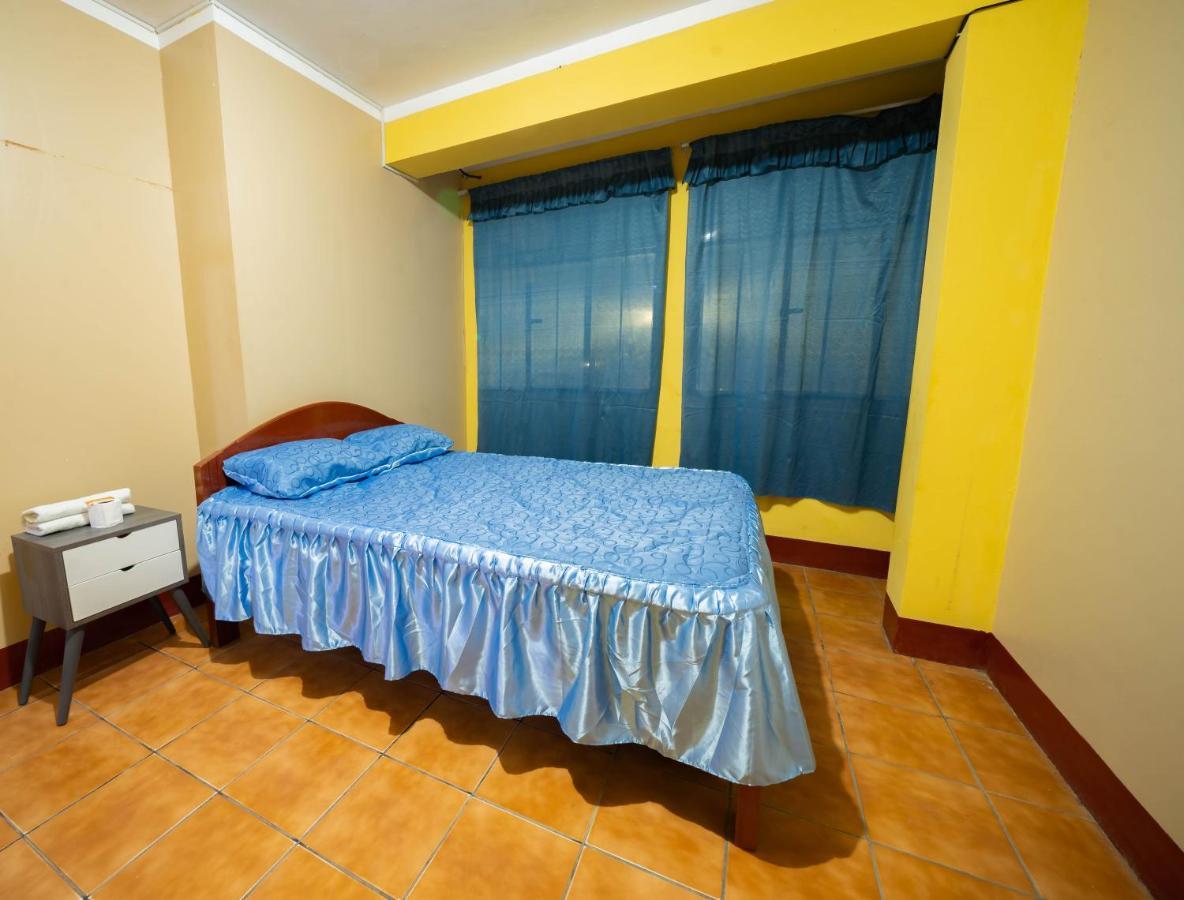 Hotel Hostal Tarapaca Huánuco Zewnętrze zdjęcie
